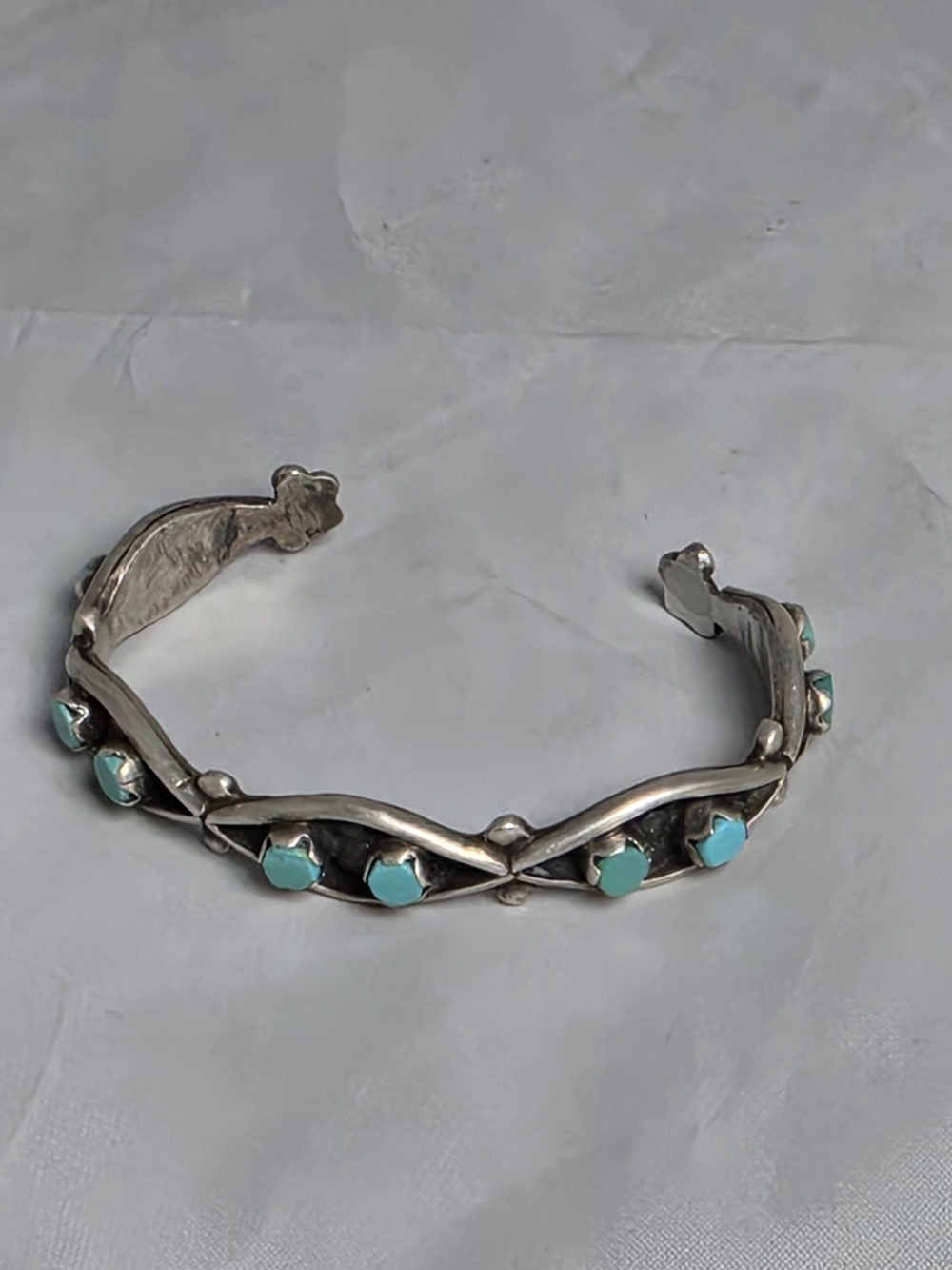 Vintage Zuni Sterling Silver Sleeping Beauty Turquoise Petit Point Cuff Bracelet